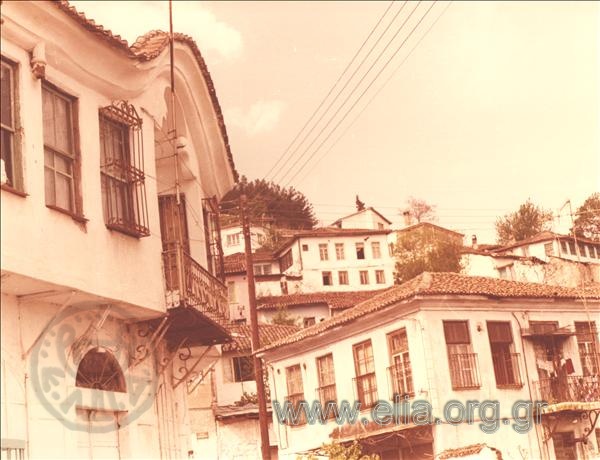 2e20.104