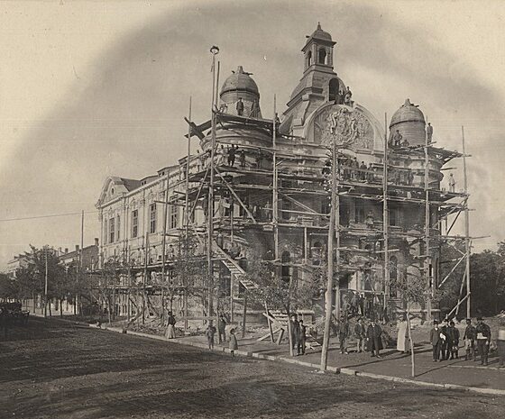europeana.eu 2024905 photography providedcho nalis foundation f13819327492345 c5d61ef204066b14fcae78e8492af22b (1)