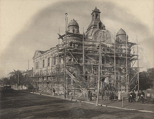 europeana.eu 2024905 photography providedcho nalis foundation f13819327492345 c5d61ef204066b14fcae78e8492af22b (1)